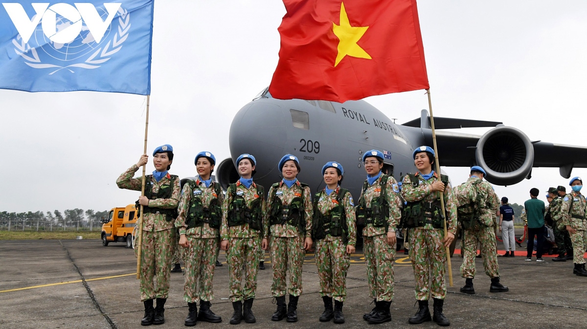 Vietnamese women contribute to national development, global peace